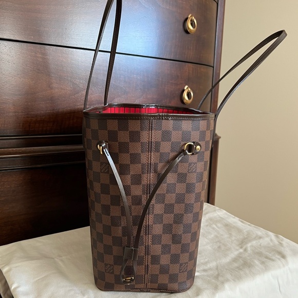 Louis Vuitton Damier Neverfull MM - Picture 3 of 11